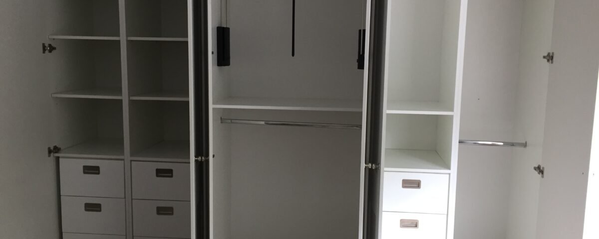 Bespoke fitted wardrobe